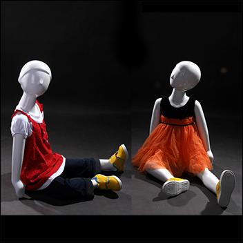 Abstract child mannequin - Sitting pose