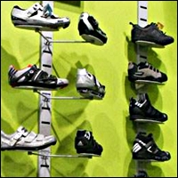 slatstrip shoe displays