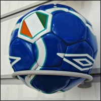 slatwall ball displayers 200