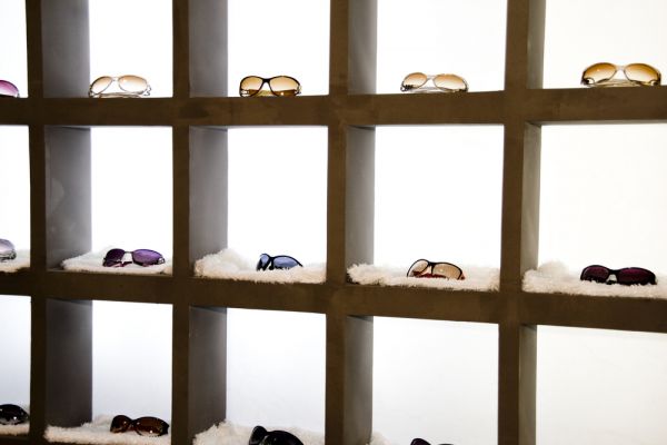 sunglass-display1DE03C6A6-107E-6C4B-45F6-CD2E94EEDCE4.jpg