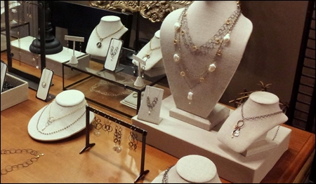 linen made jewelry displays header